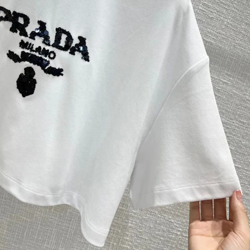 プラダ 刺繍入り インターロック クロップドTシャツ 偽物 ショート 3560AR 103H